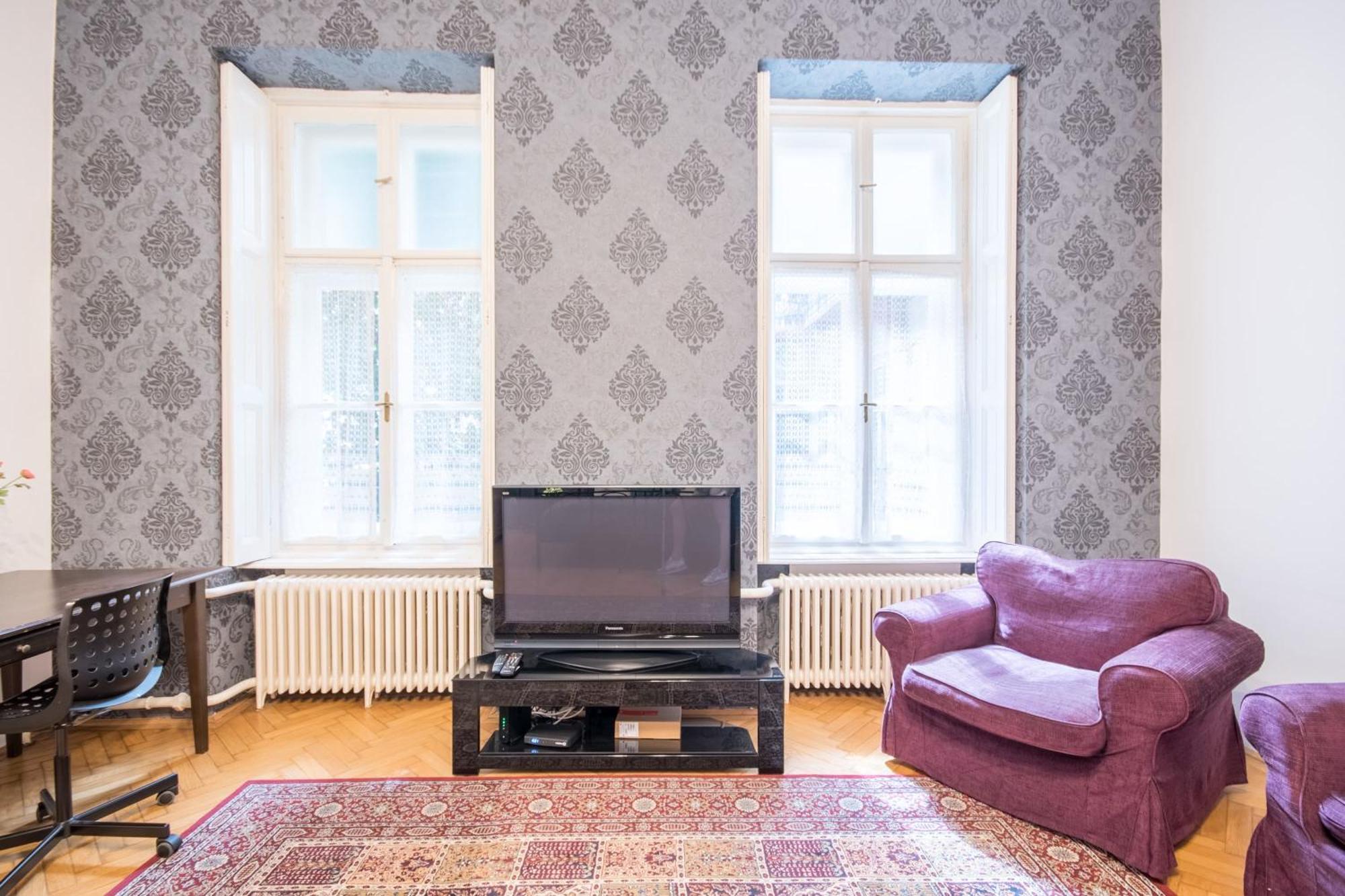 Comfy Large Apartment *